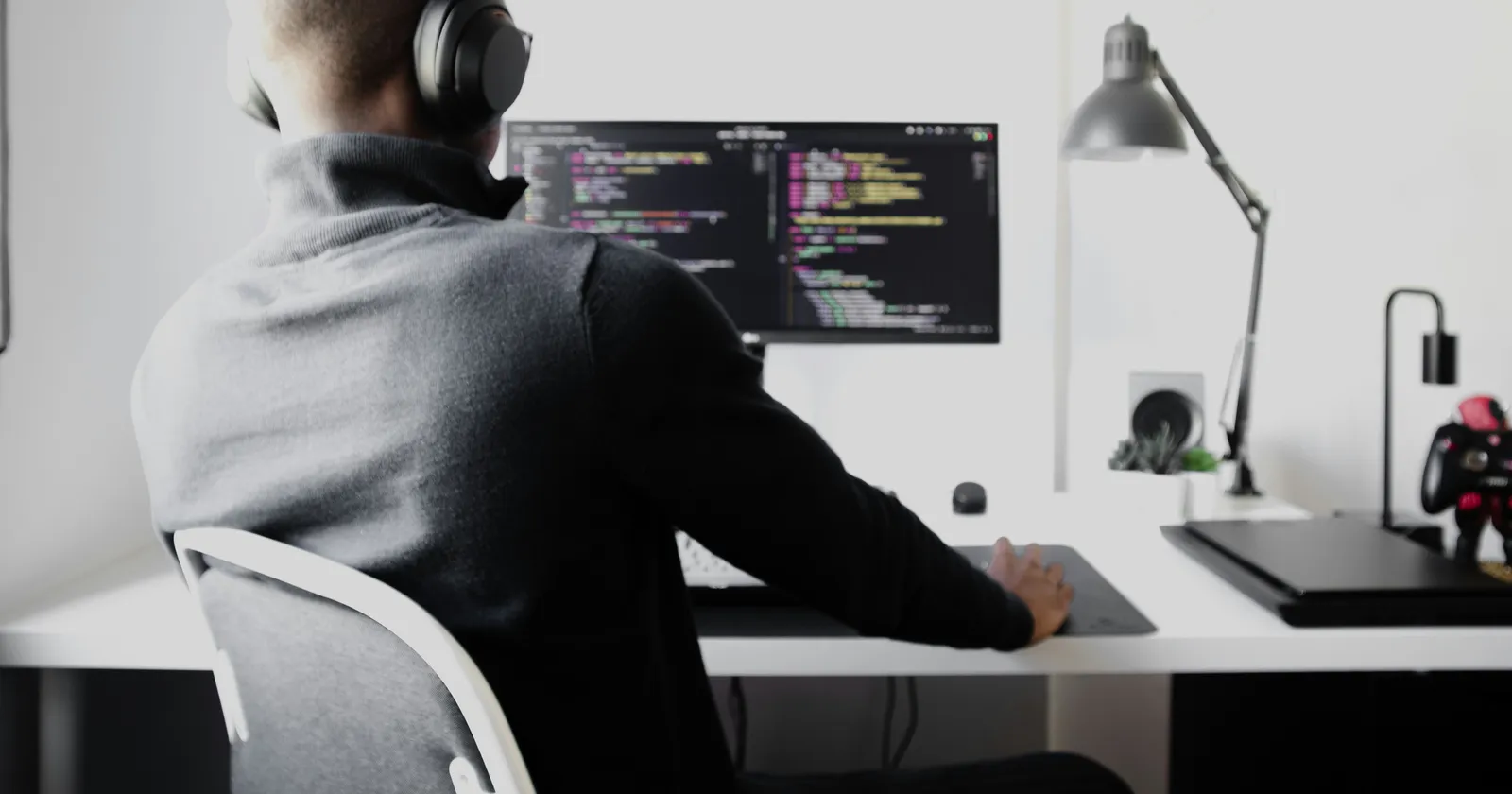 Developer Jobs Are Up 15%. So Why Is It Harder to Get Your First One?